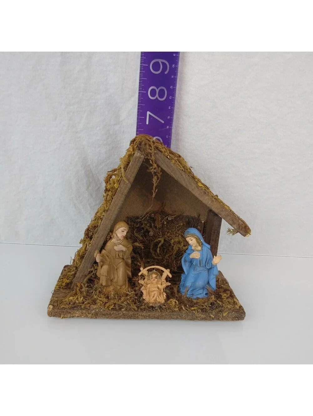 Vintage Nativity Creche Holy Family Scene Wood Wooden 3 Plastic Figures Italy